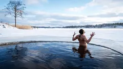 Zimna woda jako test wytrzymałościowy dla organizmu: korzyści i nieoczekiwane zagrożenia