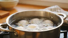 Jajka nie pękają już podczas gotowania: 4 proste zasady