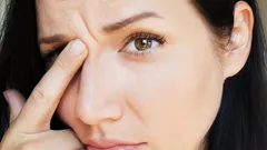 Dlaczego zmarszczki pojawiają się już w wieku 25 lat: prawdziwa przyczyna, o której mało się mówi